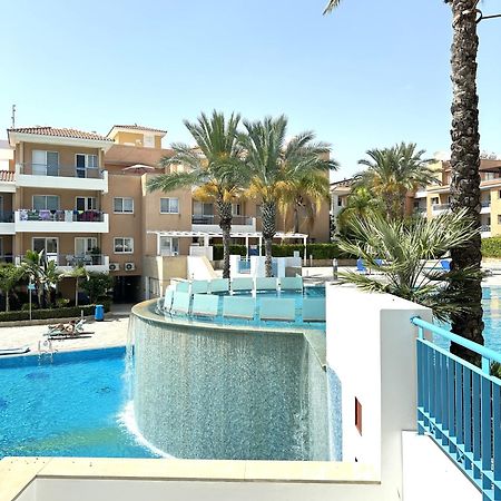 H&O Golden Sun Suite Пафос Екстериор снимка