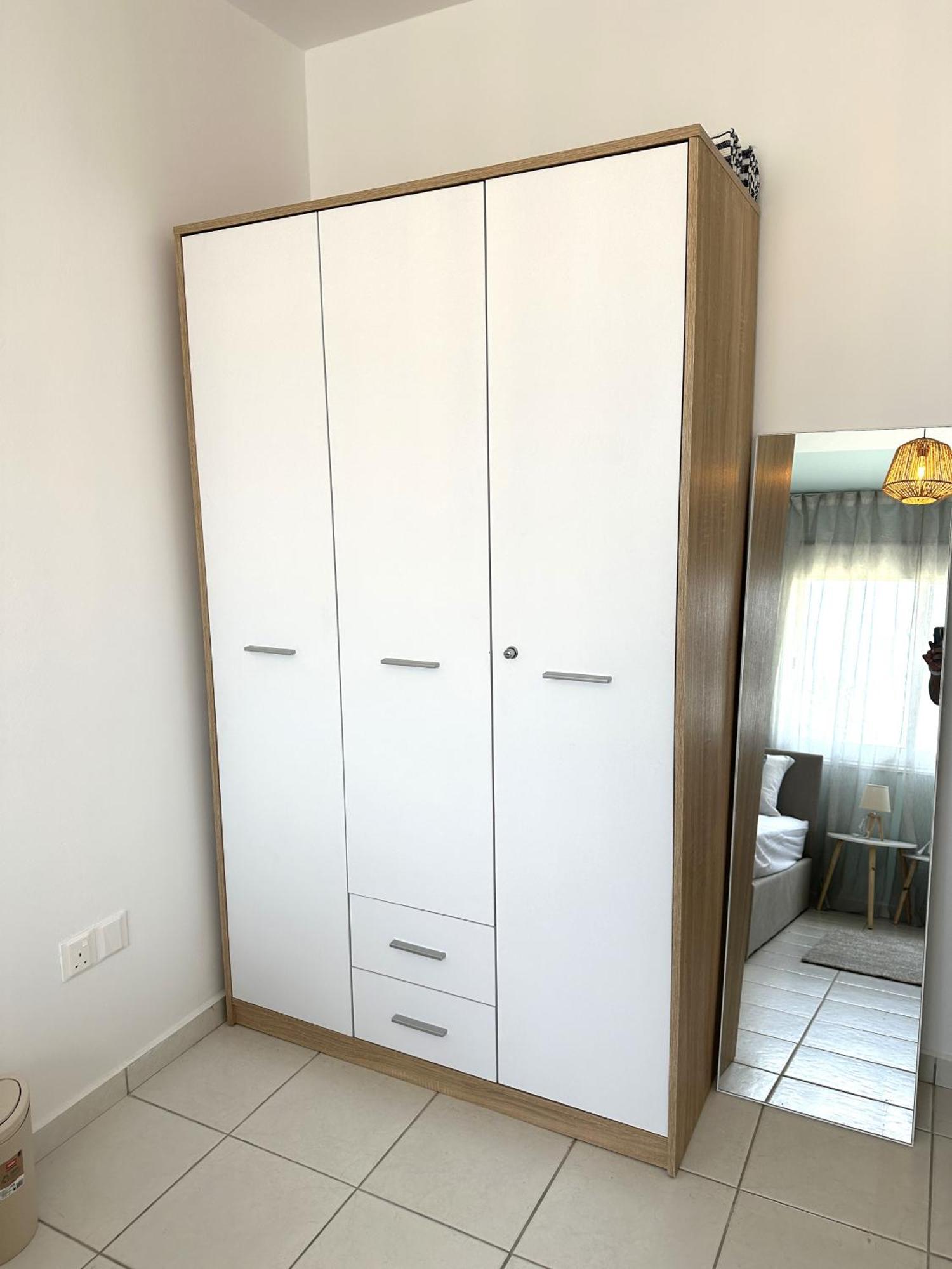 H&O Golden Sun Suite Пафос Екстериор снимка
