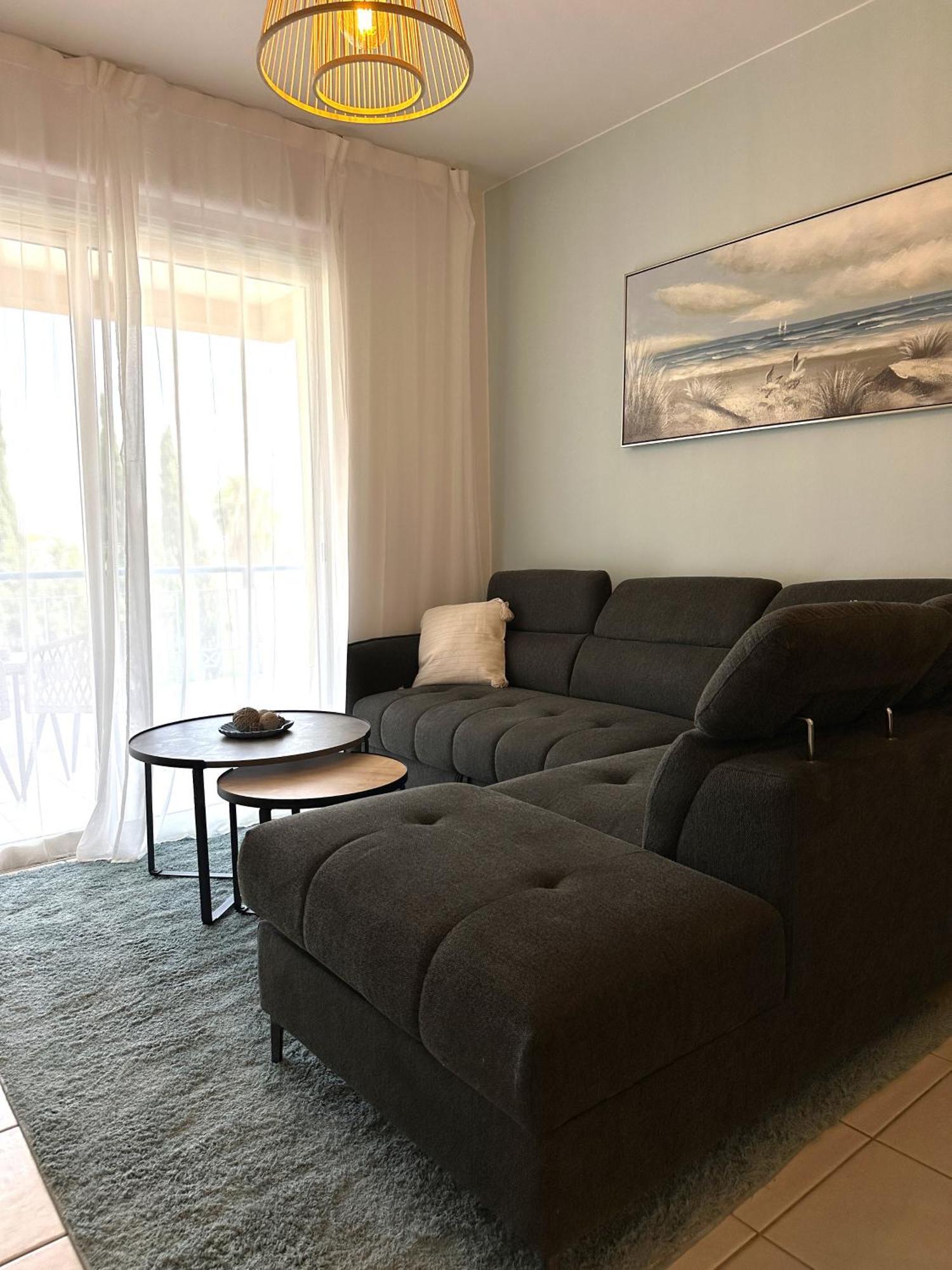 H&O Golden Sun Suite Пафос Екстериор снимка